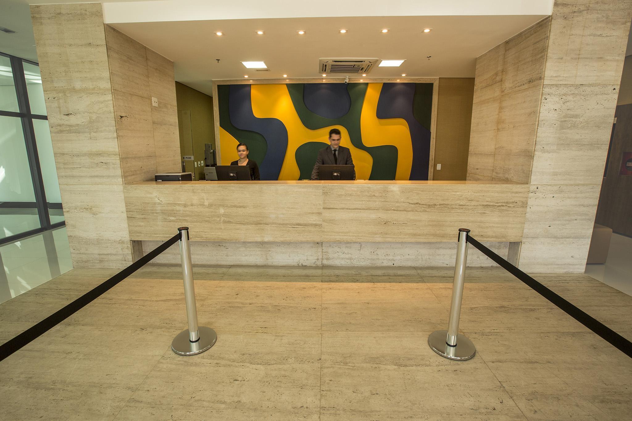 Athos Bulcao Hplus Executive Brasília Exterior photo